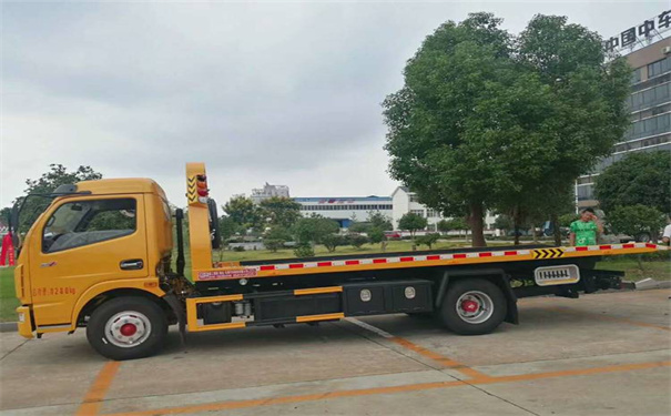 吴忠定远24小时拖车救援电话号码，定远道路救援公司怎么收费的